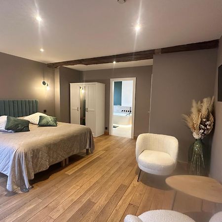 Hostellerie De La Chapelle Малмеди Екстериор снимка